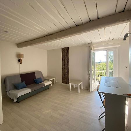 Studio 2 Personnes Vue Marais Salant Parking Et Terrasse Proche Commodite Hyeres Exterior photo